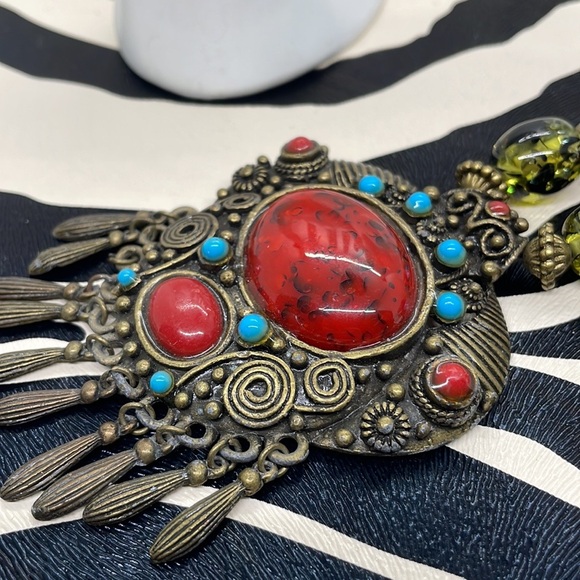 Large Statement Bead Necklace - Picture 6 of 9